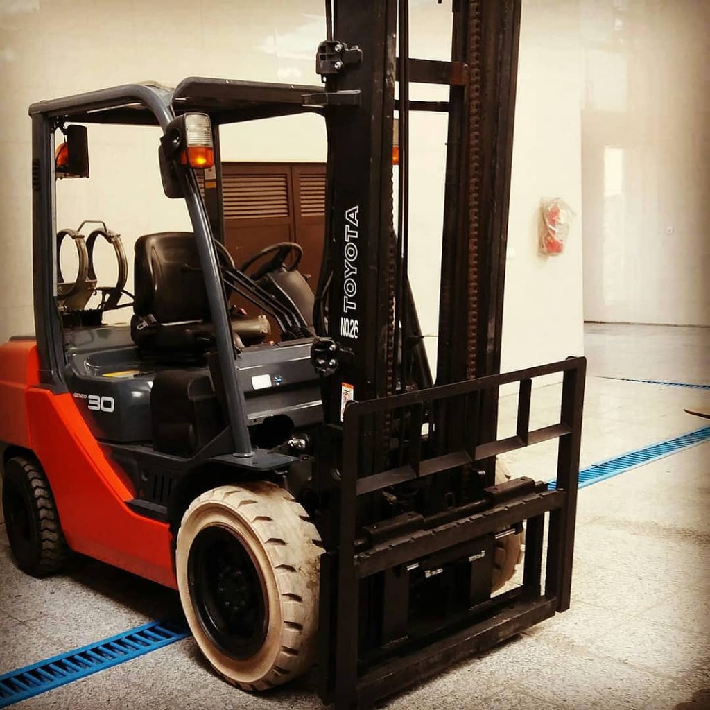 قیمت اجاره ساعتی لیفتراک